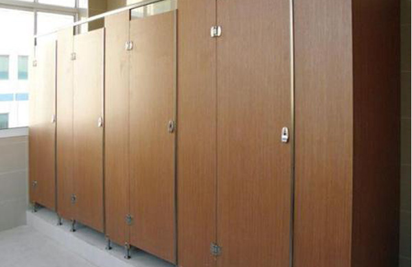 Toilet partition board